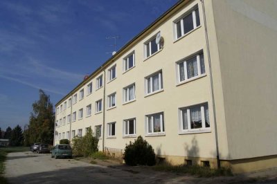 Helle teilsanierte 3-Zimmer-Wohnung in Kroppenstedt