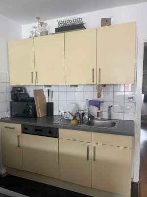 Frankenberger Charme: WG geeignete 2-Zimmer-Wohnung direkt am Park in der Bismarckstraße