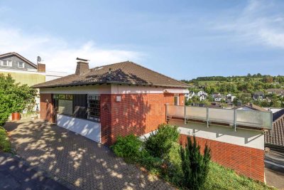 Haus in Höhenlage mit Ausbaupotenzial -Wachtberg-Niederbachem-