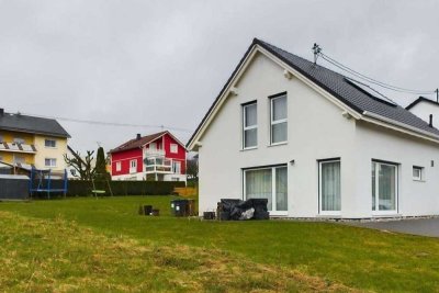 Kleine Familien aufgepasst: KfW-55-Neubauhaus direkt zum einziehen!
