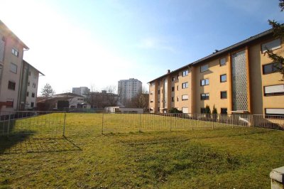 Bezugsfreie 3-ZKB in Schwetzingen, sonniger Balkon, Stellplatz & top gepflegte Anlage