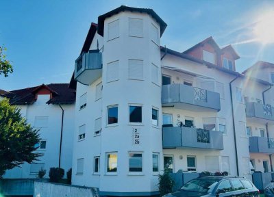 3-Zimmer-Wohnung mit Balkon, Einbauküche & TG-Stellplatz – gepflegtes Wohnen in ruhiger Lage