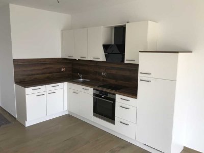 Attraktive 2,5-Zimmer-Terrassenwohnung mit gehobener Innenausstattung mit EBK in Montabaur