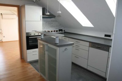 Vollständig renovierte 6-Zimmer-DG-Wohnung in Tübingen Lustnau
