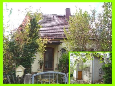 Kleine "Stadtvilla"  ( freistehendes EFH ) mit 690 m² Grundstück in bester Wohnlage - teilsaniert
