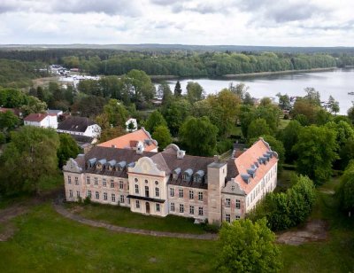 Wohnen im traumhaften Schloß