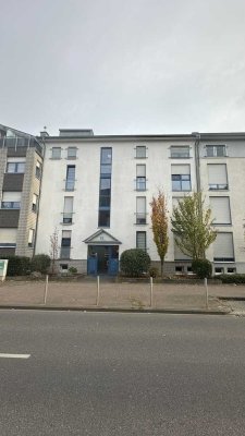 Schöne helle 3 Zimmer mit Balkon in MG-Odenkirchen !