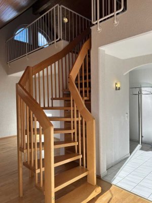Balkon | Galerie | TG-Stellplatz – Helle, offene & modernisierte  73 m² Maisonette | Privatverkauf