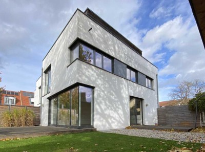Ihr exklusives Architektenhaus: Licht, Design & A+ Effizienz