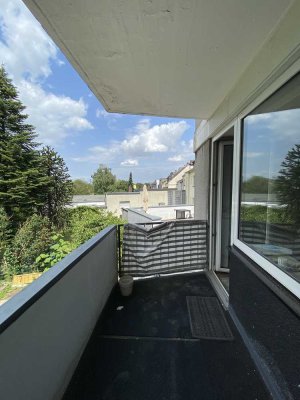 helle 1-Zimmer | 27,6 m² | Pantryküche | Balkon zum Innenhof