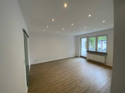 Modernisierte und bezugsfertige 3-Zimmer-Wohnung mit EBK und Balkon in Bremen