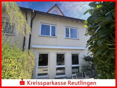 Geräumiges Reihenmittelhaus mit Terrasse und TG-Stellplatz - ideal für Familien