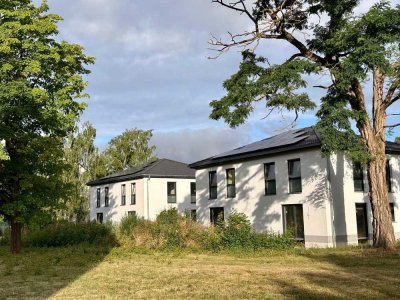 Moderne Stadtvilla zur Miete - Erstbezug in energieeffiziente Neubau-Doppelhaushälfte