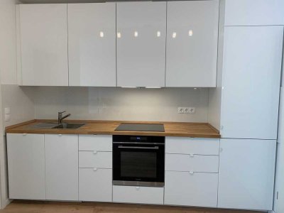 Möbliert: Saniert mit Einbauküche: stilvolle 1-Zimmer-Wohnung in BN Brüser Berg ab 1.1.25