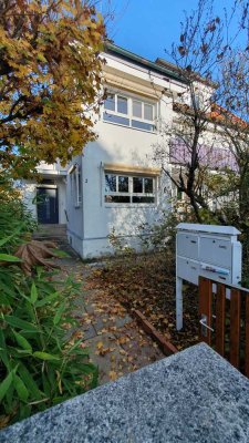 Attraktive Duplex-Wohnung, 5-Zimmer mit großem Balkon in Baiersdorf