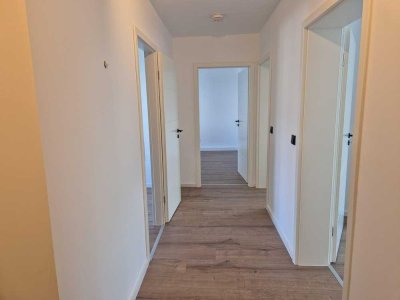 Stilvoll saniert: Flexible 3-Zi.-Wohnung mit Balkon & Einbauküche in Bamberg