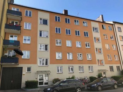 Moderne 1-Zimmer Wohnung mit Südbalkon, Einbauküche, Waschmaschine, zentrale Lage