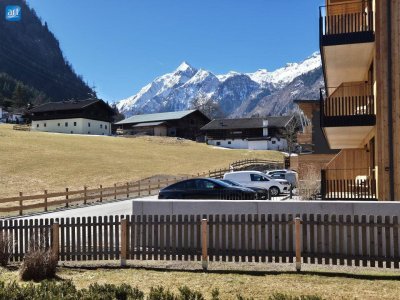 Kaprun!! Einzigartiger Blick auf das Kitzsteinhorn!! Ruhe und Entspannung auf 91m2!! Wunderschöne und gemütliche 4-Zimmer Terrassen-Wohnung!!