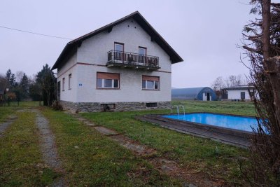 Gelegenheit Haus mit großem Garten und Pool