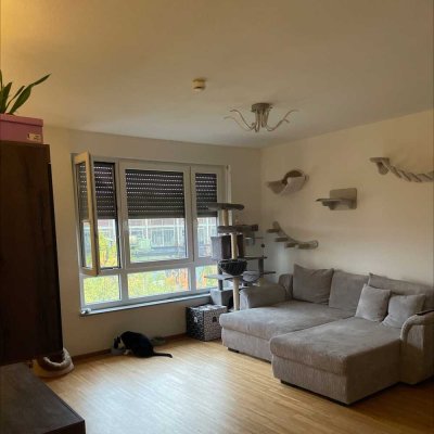 Wunderschöne Gemütliche 2-Zimmer-Wohnung mit Balkon und guter Anbindung