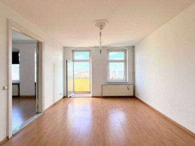 FREI ab Januar 2028 | 3 bis 4-Zi Altbau-Whg. in Lichtenberg im 2. OG | Sonnen-Balkon | WE5