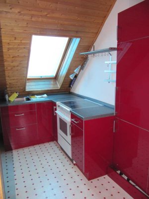 Single-Dachgeschosswohnung im Süden Frankfurts in 3 FH Dietzenbach-Steinbg nur an 1 Person
