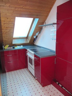 Single-Dachgeschosswohnung im Süden Frankfurts in 3 FH Dietzenbach-Steinbg nur an 1 Person