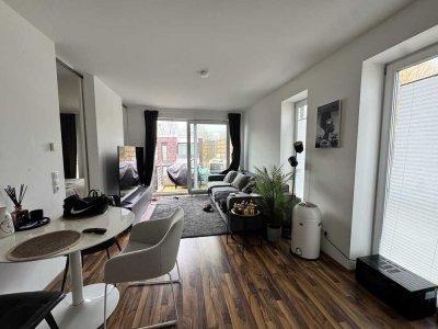Uninähe  - 2 Zimmer KUBOX-Apartment mit großem Balkon und Einbauküche