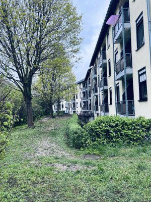Freundliche 2-Zimmer-Wohnung mit überdachtem Südbalkon in Mainz Laubenheim
