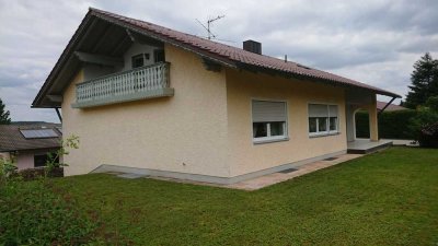 Schöne Zweizimmerwohnung mit Garten und Terrasse in Triftern