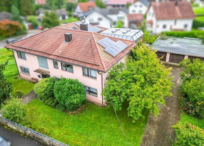Großes MFH mit Garten und Garagen in Schwarzach/Odenwald zvk., Bj 1976, ca. 415m²  Wfl.
