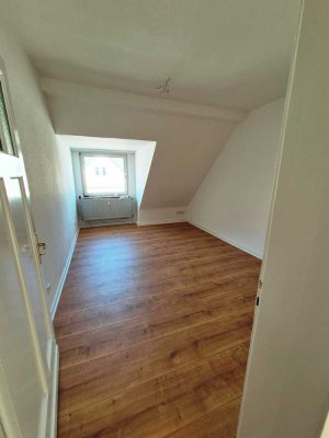 Helle 3,5-Zimmer Wohnung im 4. OG in Herne-Mitte mit großer Dachterrasse