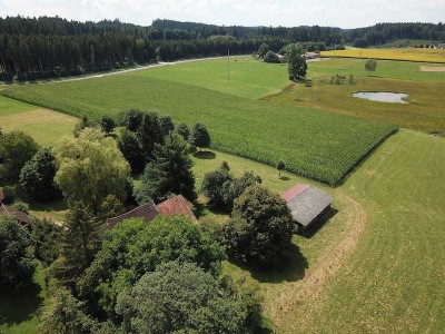 Alte Hofstelle in traumhafter Lage im Naturschutzgebiet Blauensee