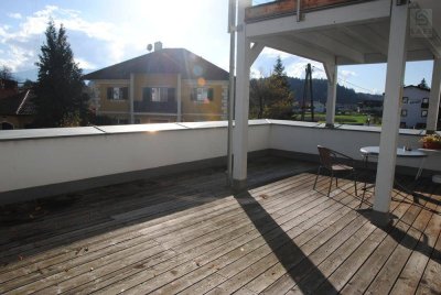 Velden am Wörthersee: Wohnung mit 3 SZ und großer Südterrasse in ruhiger, sonniger Lage mit 3x PKW