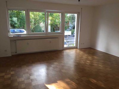Schöne 2-Zimmer-Wohnung mit Einbauküche in Tübingen (Süd)