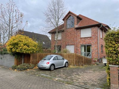 Gepflegtes, lichtdurchflutetes, großzügiges Einfamilienhaus (Doppelhaushäfte) in Lehrte