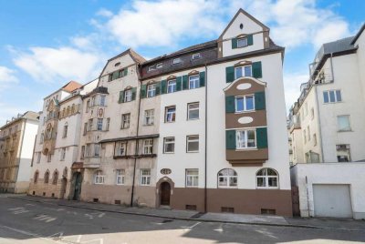 Dachgeschosswohnung in Top Lage