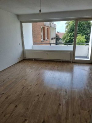 Gemütliche Etagenwohnung in Bielefeld zu vermieten! 2 ZKb + Balkon