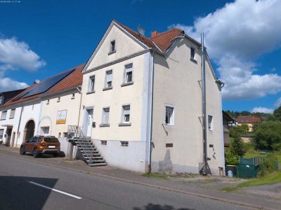 Kurzfristig nutzbares 1 FH mit  Charakter und Charme teilweise renoviert in Ottweiler OT Steinbachh