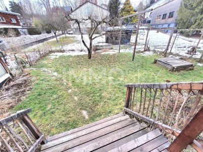 Garten-Eigenheim mit Garage, Carport und Gartenhütte; Wilhering