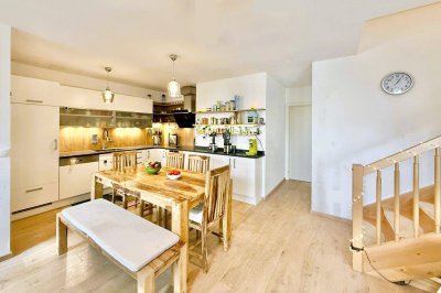 TERRASSENHIT - BJ 2018 - 3 Zimmer - ca. 89m² gew. NFL - Terrasse - 2 Toiletten - 2 Abstellräume - Einbauküche - Hofruhelage