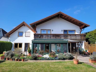 Exkl. Einfamilienhaus m. Einlieger/Büro 336 m² WFL, a. 1.067 m² Traum-Grdst., Nähe 50321 Brühl