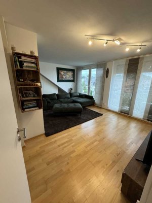 Modernisierte 1-Zimmerwohnung in der Nähe vom wunderschönen Karlsfelder See