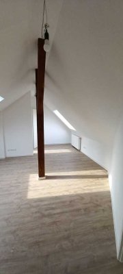 ***Helle 3,5 Zimmer Maisonette-Wohnung frisch renoviert in Brötzingen***