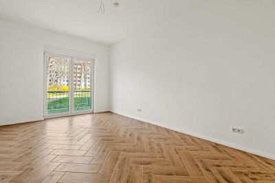 � 0172-3261193 – Friedrichshain: Helle Maisonette, sofort frei – Termine auch Sa/So