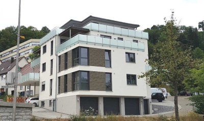 Blick über Sulz, barrierefreie exkl. 4 1/2-Zimmer-Penthouse Wohnung