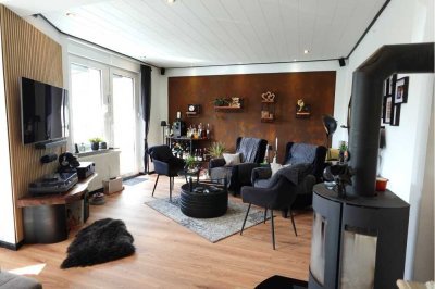 Moderne Wohlfühloase: Schöne Wohnung mit Terrasse und Sauna
