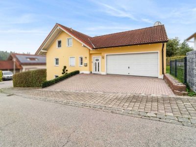 Attraktives Einfamilienhaus in Zeilarn mit ca. 200m² Wohnfläche auf Erbpachtgrundstück
