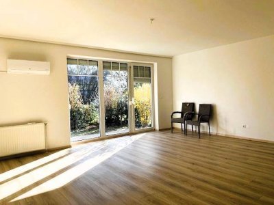 Grüne Oase in Kliniknähe – Erdgeschosswohnung wie neu, mit Carport &amp; Garten!