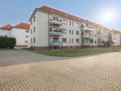 Baudenkmal: MFH saniert -15 Wohneinheiten, PKW-Stellplätze auf großzügigem Grundstück in Magdeburg